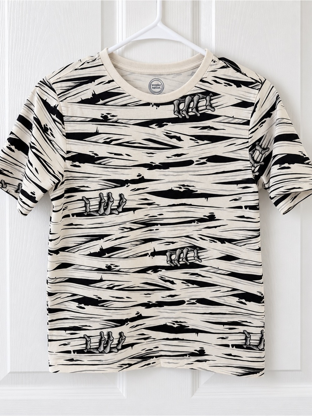 Wonder Nation Boys Halloween Mummy Skeleton Hands Tee XL 14-16 Cream Black